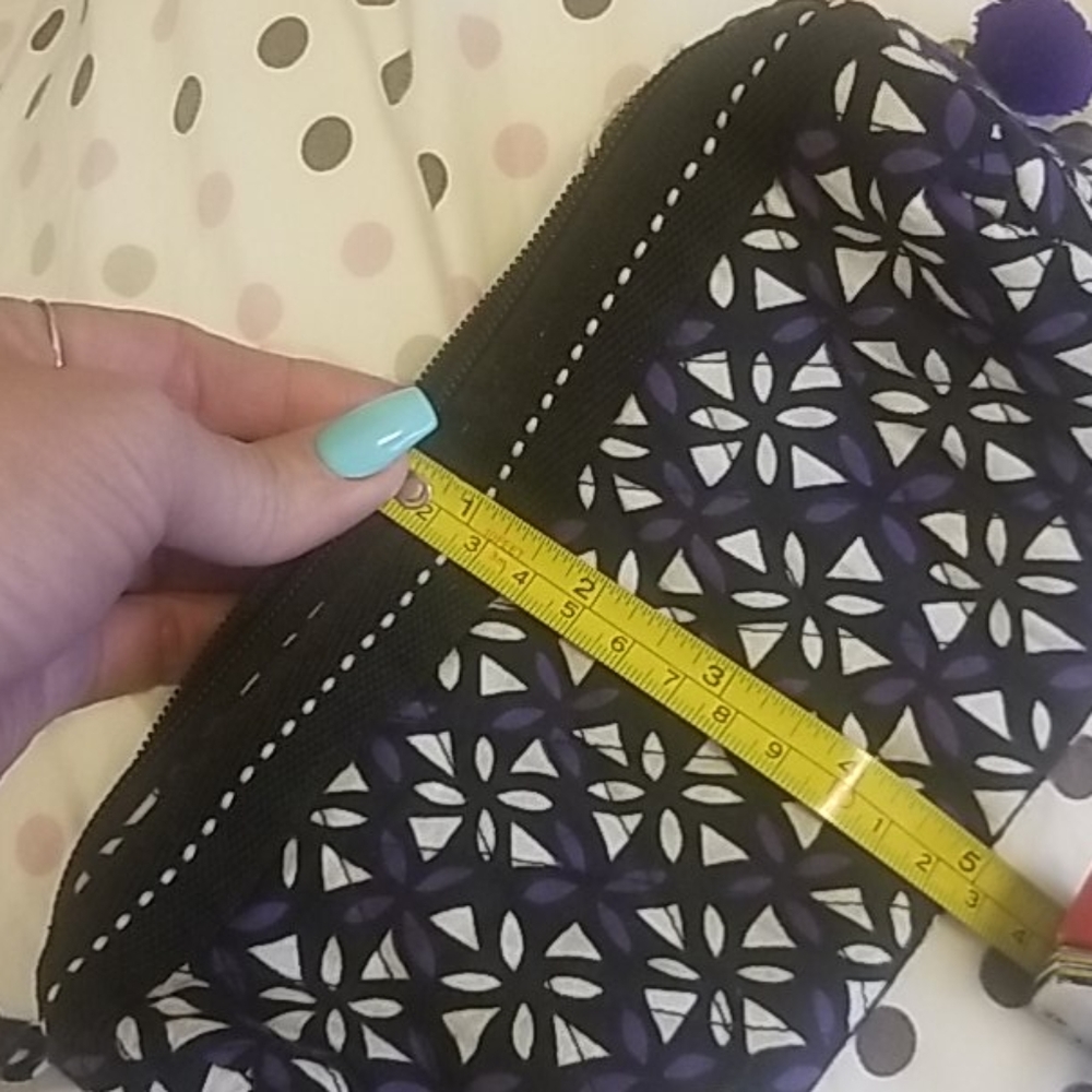 Pouch - Picture 7 of 8